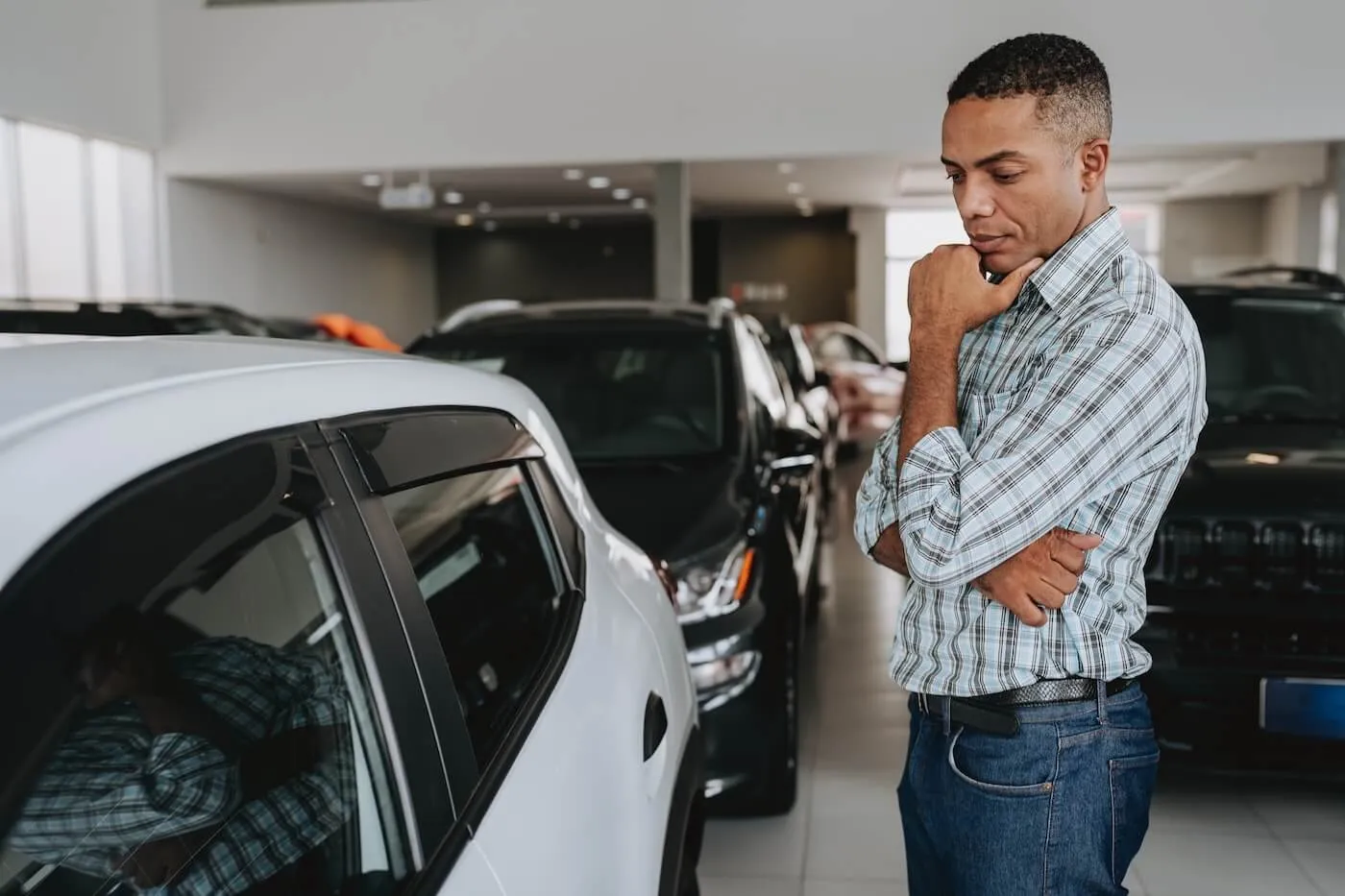 Man choosing a new car