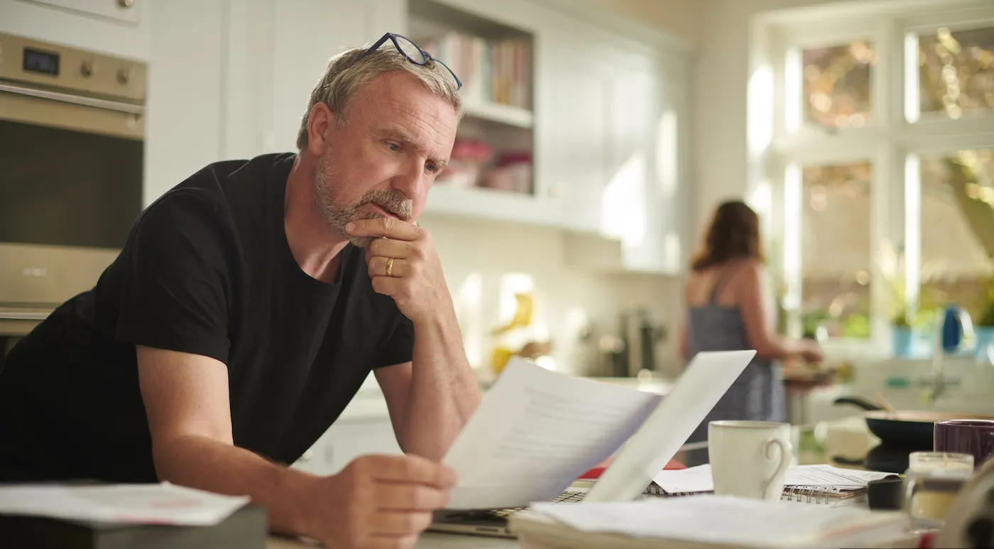 Man reading a lien